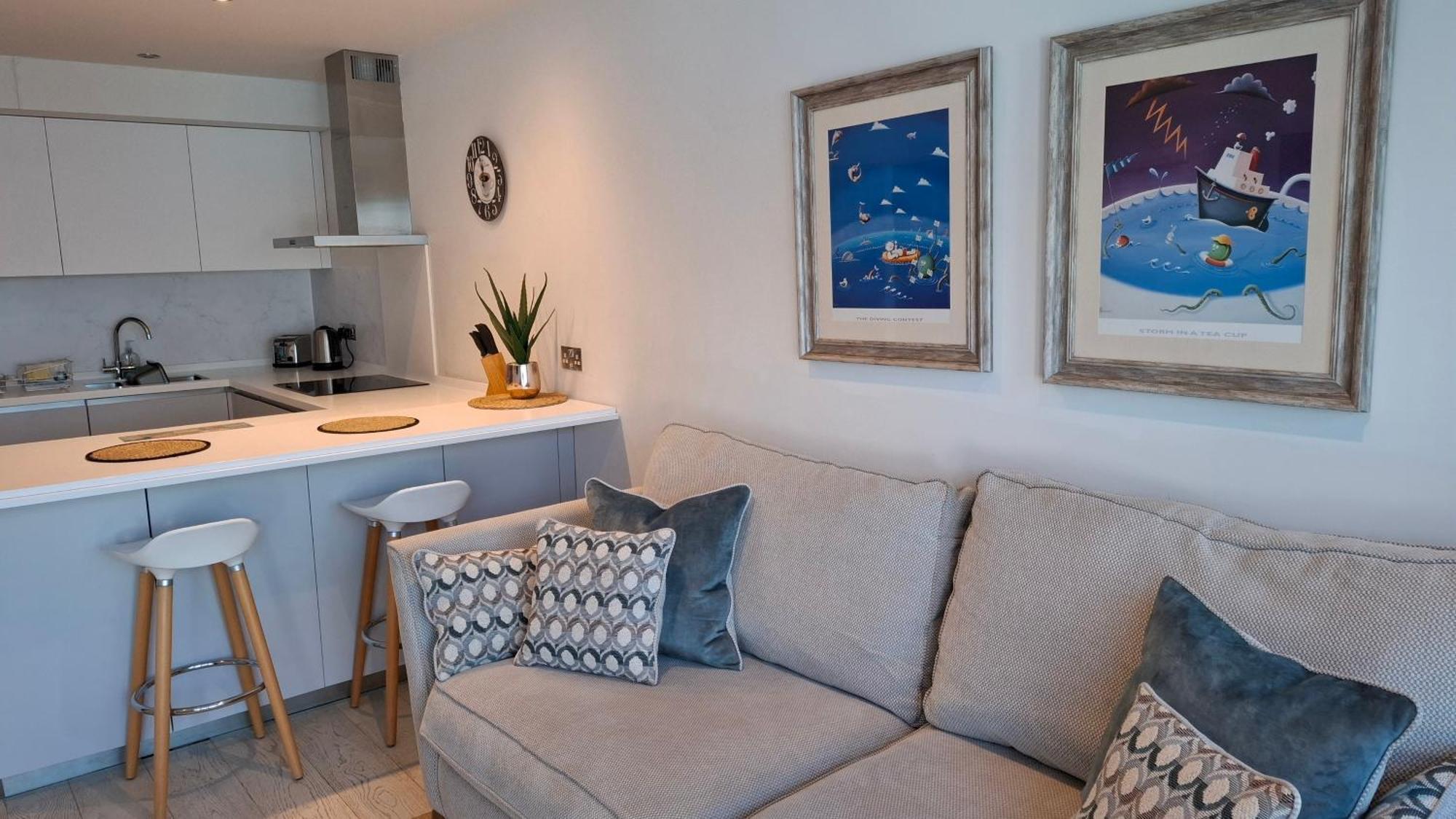 Saltwater Suites At Fistral 뉴키 객실 사진