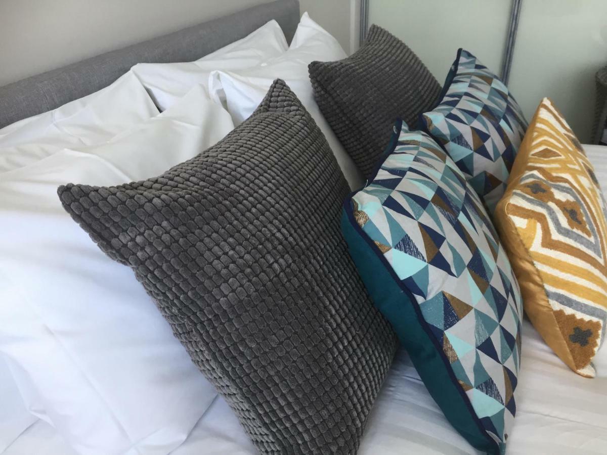 Saltwater Suites At Fistral 뉴키 외부 사진
