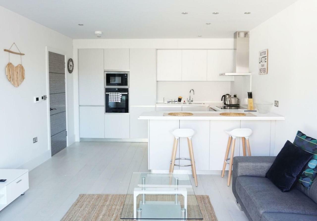 Saltwater Suites At Fistral 뉴키 외부 사진