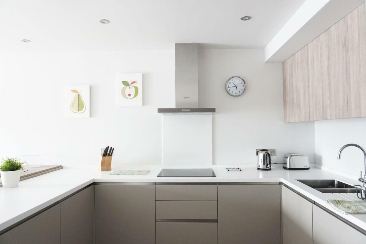 Saltwater Suites At Fistral 뉴키 외부 사진